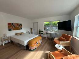 Morning Sunshine Sailboat Bend