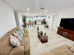 Good Vibes House With Private Pool