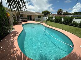 Good Vibes House With Private Pool