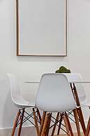 Spacious 2 BR Sailboat Bend