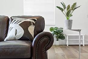 Bright and Spacious 2 BR Apartment