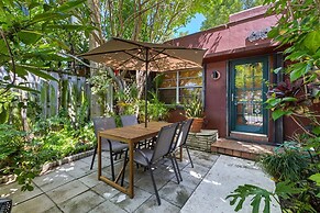 Bright Stylish Apt in Las Olas Blvd Victoria Park