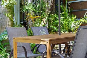 Bright Stylish Apt in Las Olas Blvd Victoria Park