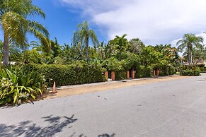 Bright Stylish Apt in Las Olas Blvd Victoria Park