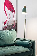 Stylish 2 BR Condo - Free Parking on Premises