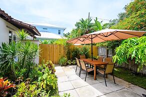 Beautiful And Comfortable Apt in Victoria Park