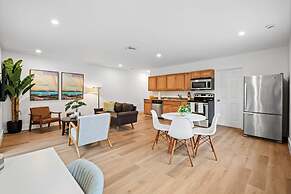 Awesome 1BR Apartment Sailboat