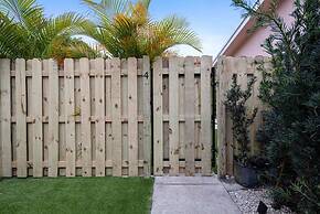 Awesome 1BR Apartment Sailboat