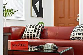 Lovely 2 BR Condo With Free Parking on Premises