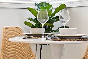 Lovely Studio With Great Location Free Parking