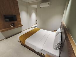 Hotel Beverly Plaza Kozhikode