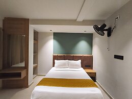 Hotel Beverly Plaza Kozhikode