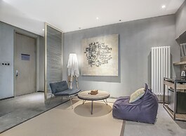 Time Tunnel Designer Hotel