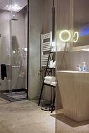 Time Tunnel Designer Hotel