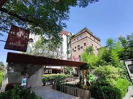 Time Tunnel Designer Hotel