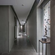 Time Tunnel Designer Hotel