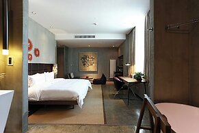 Time Tunnel Designer Hotel