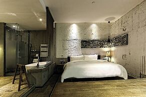 Time Tunnel Designer Hotel