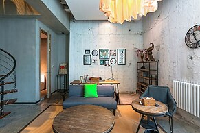 Time Tunnel Designer Hotel