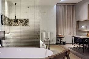 Time Tunnel Designer Hotel