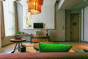 Time Tunnel Designer Hotel