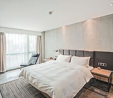 Time Tunnel Designer Hotel