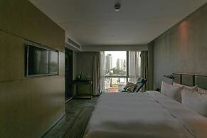 Time Tunnel Designer Hotel