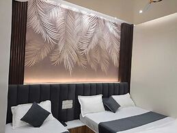 Raghav Vilas near Vishwanath temple