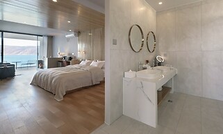 Dali Erduo Garden Seaview Hotel