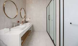 Dali Erduo Garden Seaview Hotel