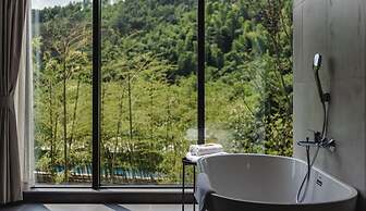 Nian hotel & resorts