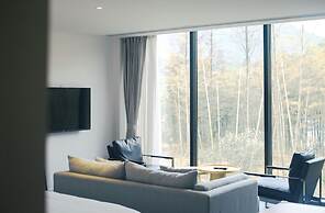 Nian hotel & resorts