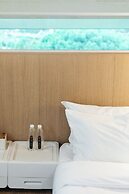 Nian hotel & resorts