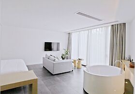 Nian hotel & resorts