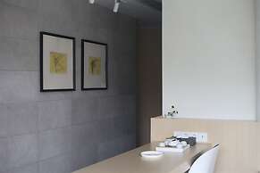 Nian hotel & resorts