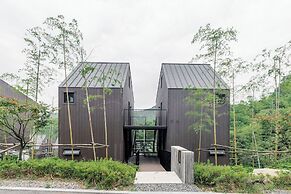 Nian hotel & resorts