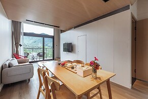 Nian hotel & resorts