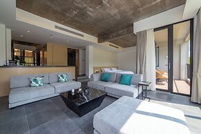 Nian hotel & resorts