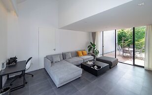 Nian hotel & resorts