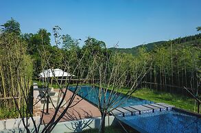 Nian hotel & resorts