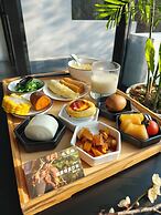 Nian hotel & resorts
