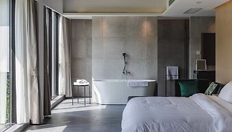 Nian hotel & resorts