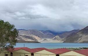 Ecstasy Huts Pangong