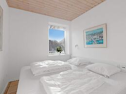 Holiday Home by the sea