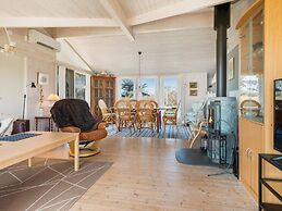 5 Star Holiday Home in Lokken