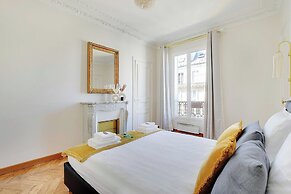 Modern Apartment - 2bd/4p - Louvre/marais
