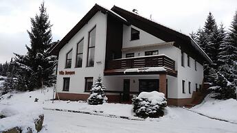 Pleasent Apartment in Harrachov