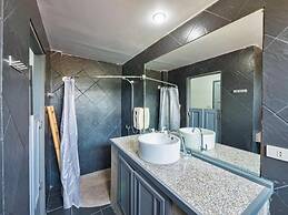 Lemon House apartment