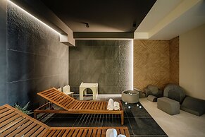 Crystal Pine Spa - LoftAffair Collection