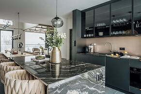 Crystal Pine Spa - LoftAffair Collection